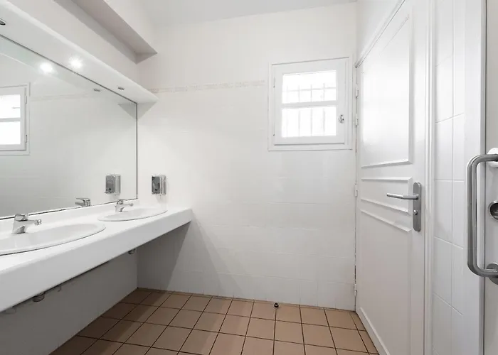 -maison Calmels-pmr-7 Et 7 Sdb - Proche Albi *