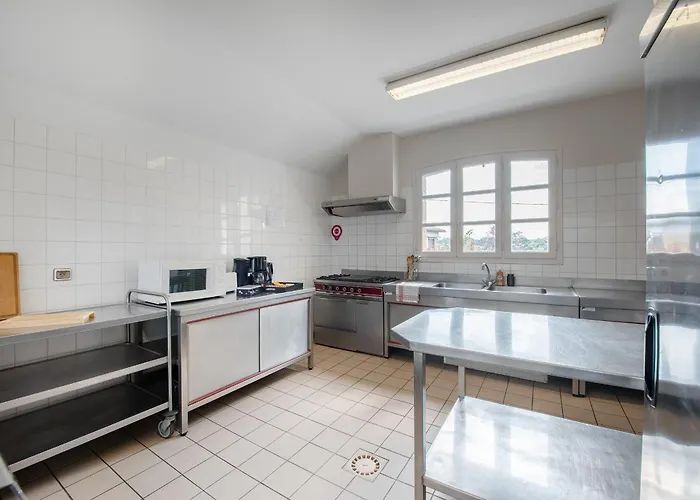 -maison Calmels-pmr-7 Et 7 Sdb - Proche Albi *